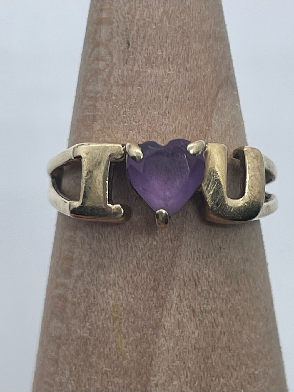Vintage I Heart U Gold Ring with Purple Heart Stone Size 3 Tested Near 10k 1.31g